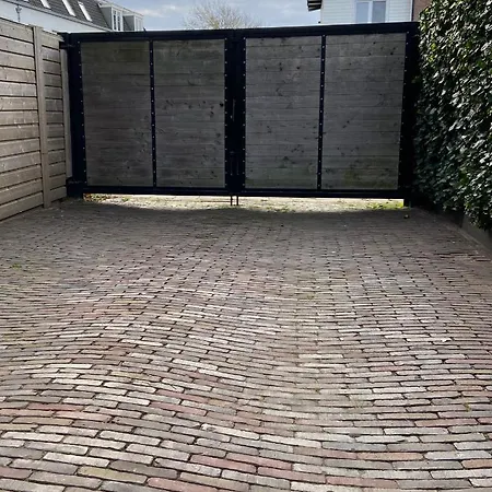 Het Krabbehuisje Apartment *